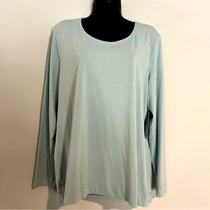 Chico’s Gray Blue Long Sleeve “the ultimate tee” with Cooling Fabric 2 / L NWT